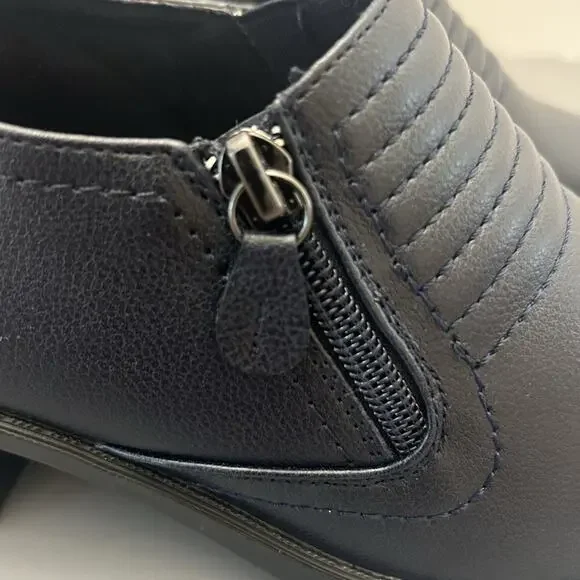 Easy Street Women's Grove Navy Faux Leather Block Heels 6 W - Picture 5 of 9